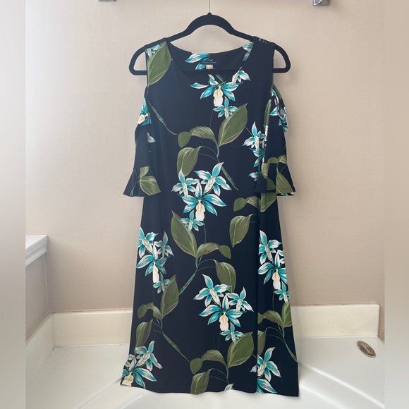 Tommy Hilfiger Dresses & Skirts - Tommy Hilfiger Black Floral Cold-Shoulder Dress- Size 14